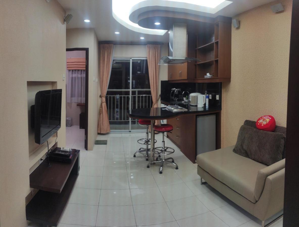 Classy! 2Br Apartment - Modern Comfort In West Jakarta Cbd Bagian luar foto