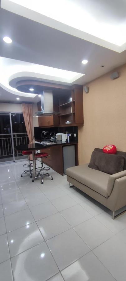 Classy! 2Br Apartment - Modern Comfort In West Jakarta Cbd Bagian luar foto